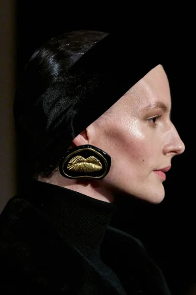Look 23